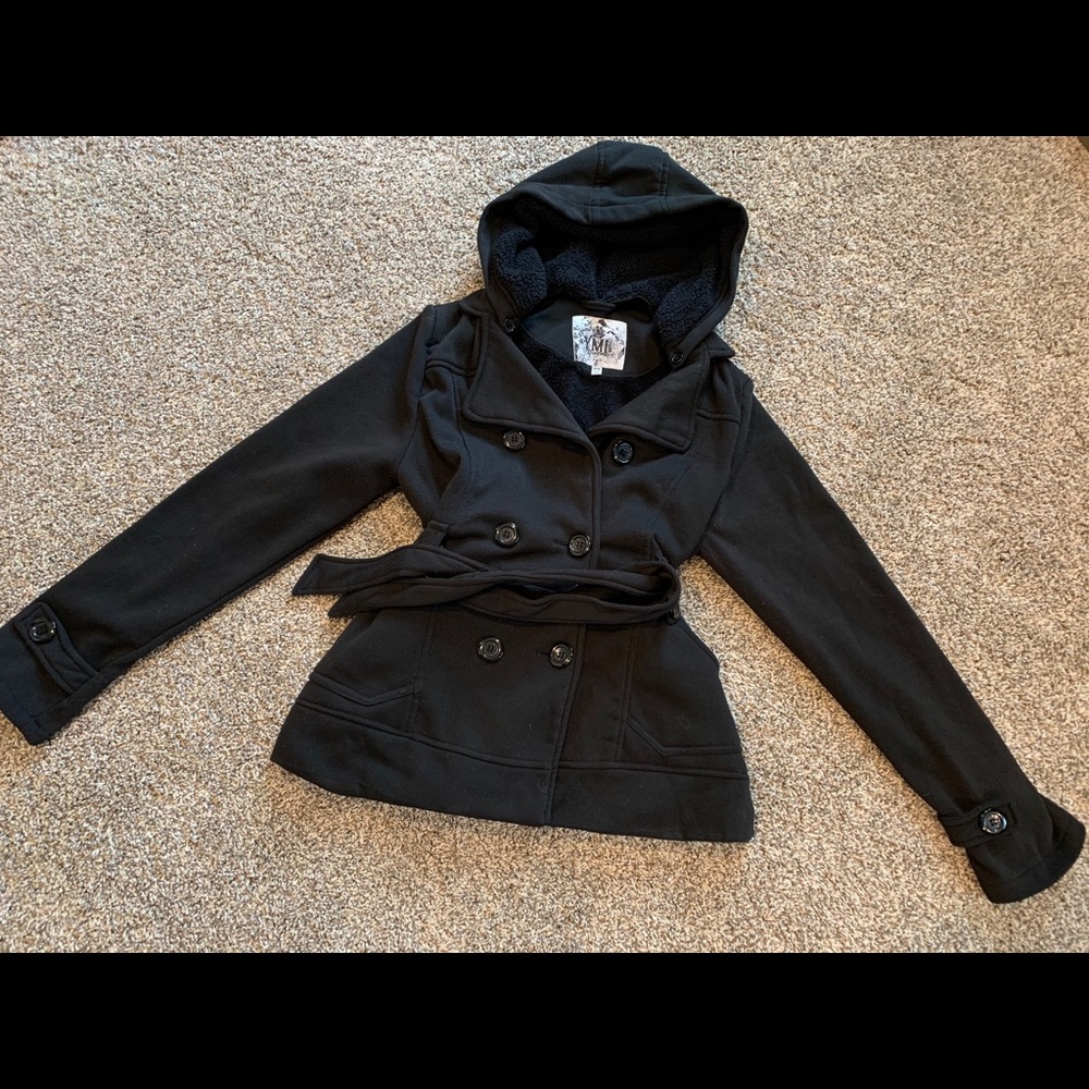 Fleece jacket with belt